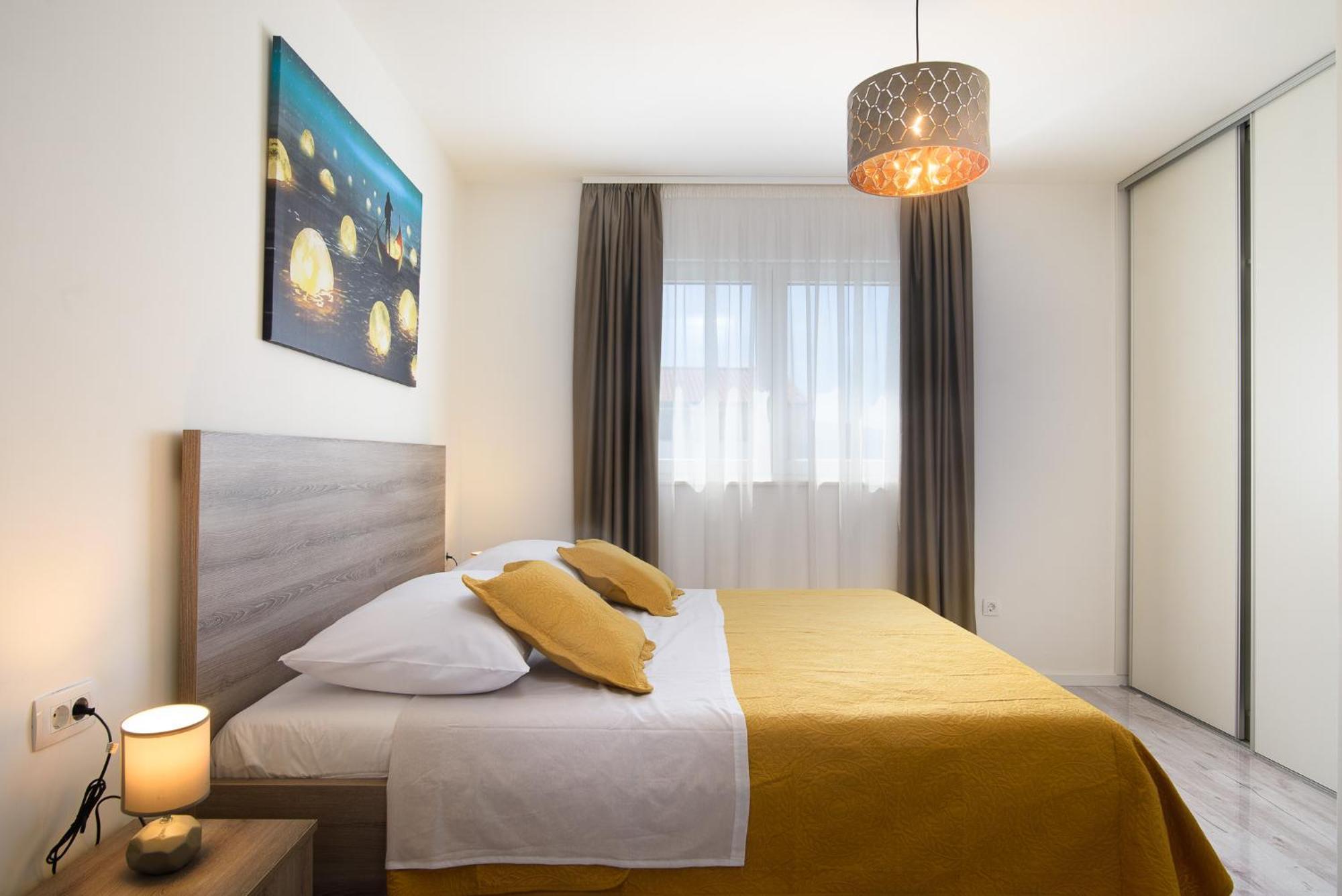 Villa Barbara & Zoran With Free Parking And Heated Swimming Pool Seget Vranjica Exterior foto